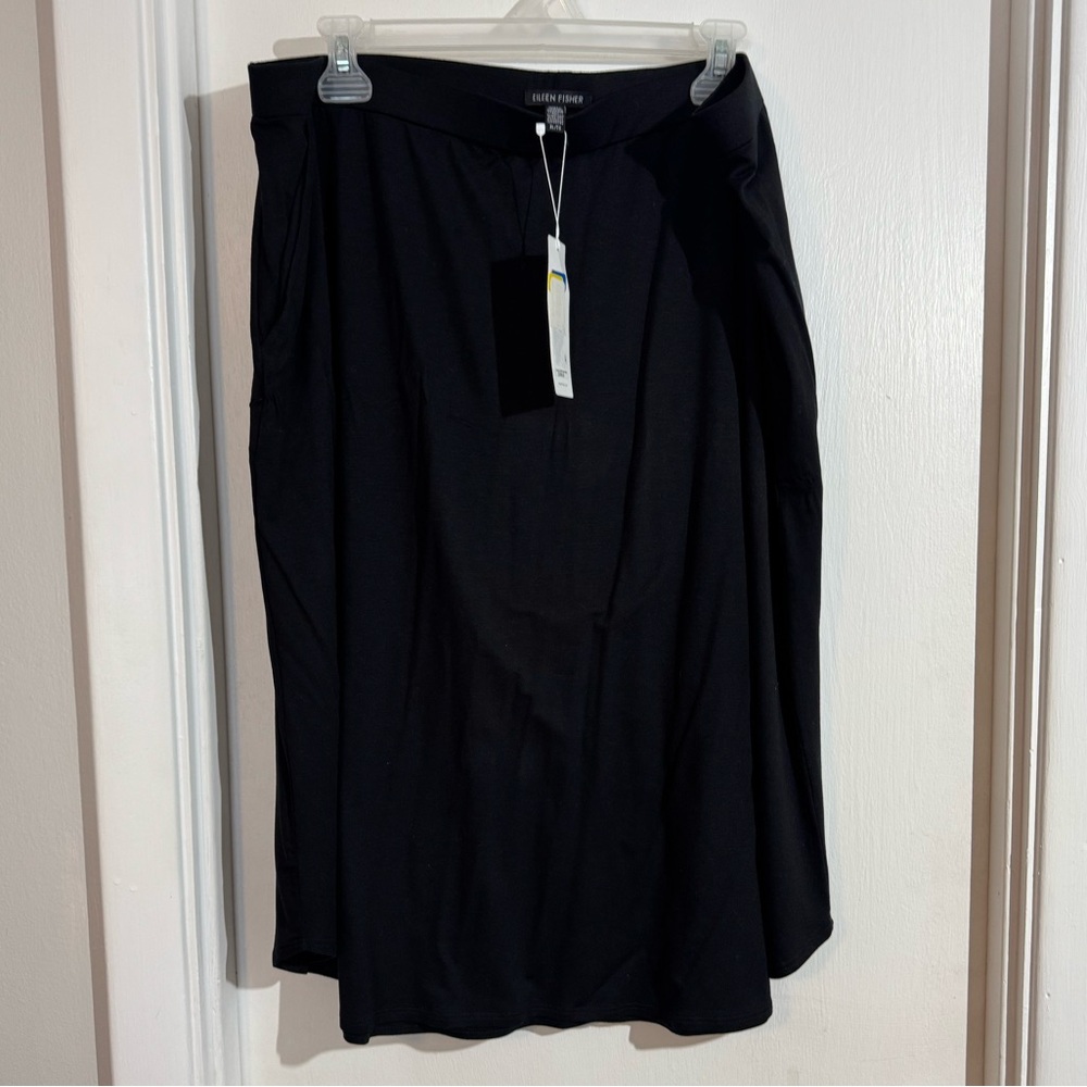 NWT Eileen Fisher Black Women's Skirt with pockets size XL